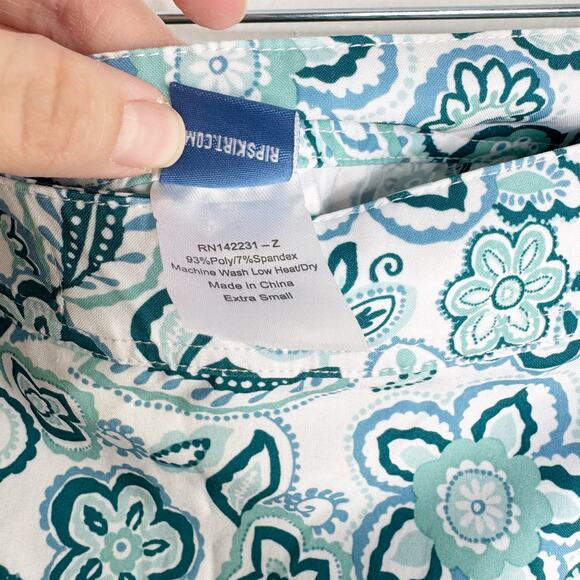 Rip Skirt Hawaii Length 2 Little Leg Ocean Sea Glass Above  Knee Length Skirt XS - Picture 8 of 14
